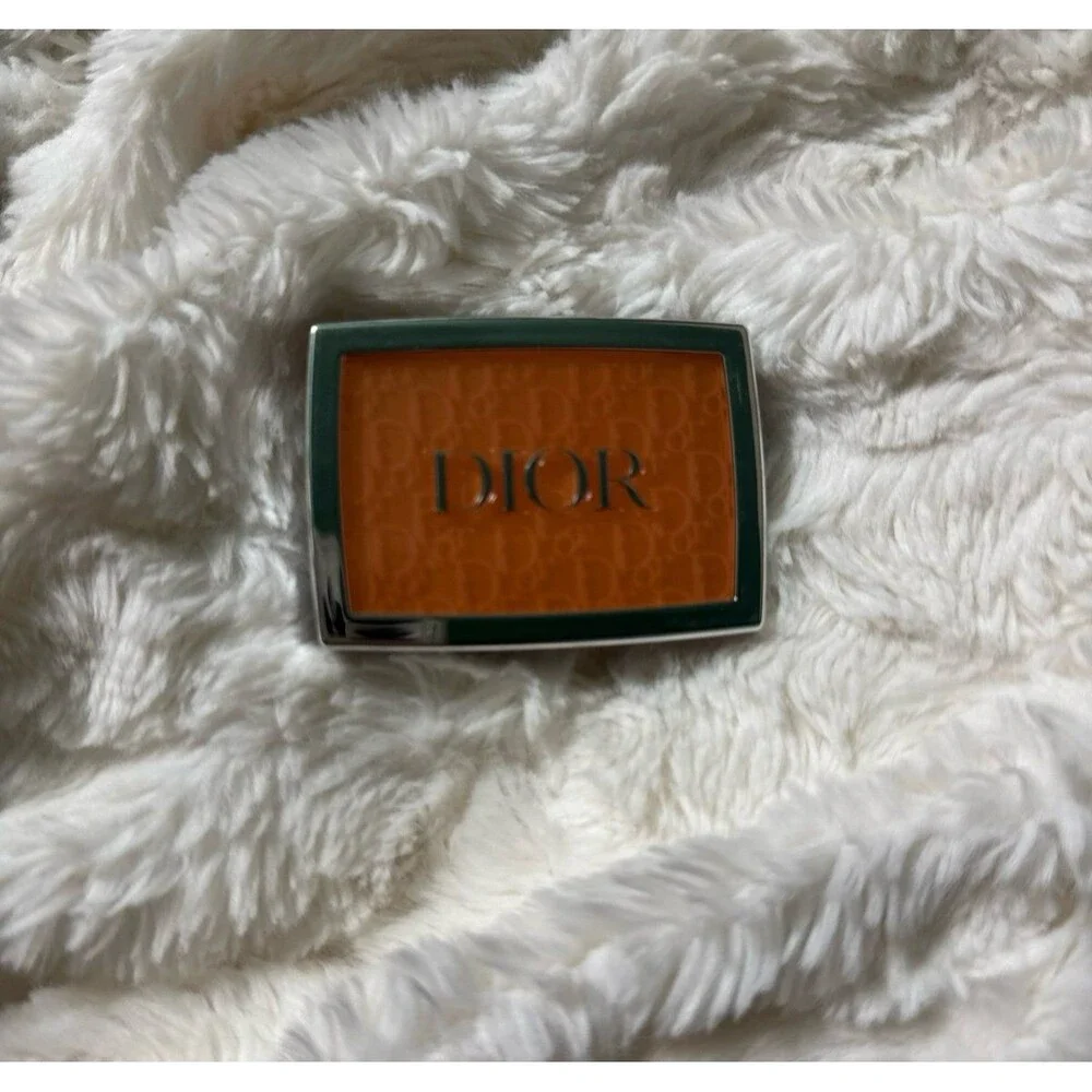 Rosy Glow blush Coral
